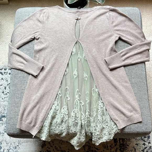 Vintage Lace Sweater with rhinestone and pearl detailing, Size: S/M - Picture 7 of 17